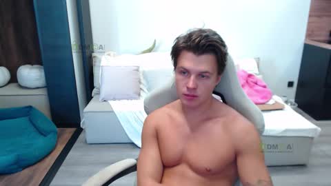 Alice and Sergey online show from 10.07.25