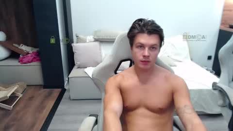 Alice and Sergey online show from 10.11.25