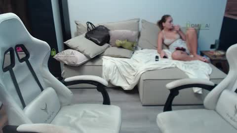 Alice and Sergey online show from 10.21.25
