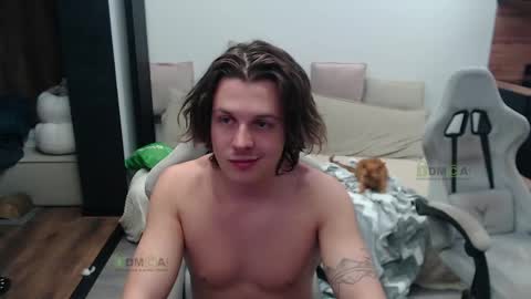 Snapshot of sunny1girl chatting on 05.15.26 Alice and Sergey online show from 05.15.26
