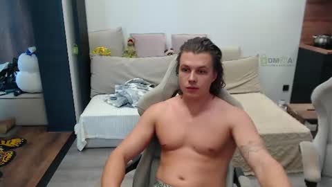 Snapshot of sunny1girl chatting on 07.20.26 Alice and Sergey online show from 07.20.26