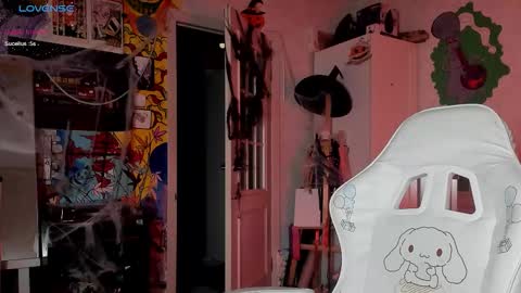 Sunny online show from 10.27.25