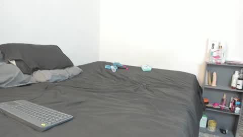Snapshot of sunnyandevan chatting on 02.26.25 Christian Vanessa online show from 02.26.25