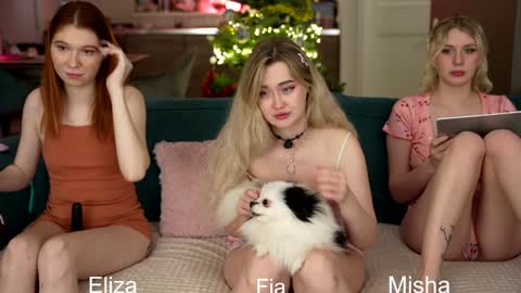 Snapshot of sunnyfia chatting on 12.16.24 Fia  -  TG -  Mia -  Alice -  online show from 12.16.24