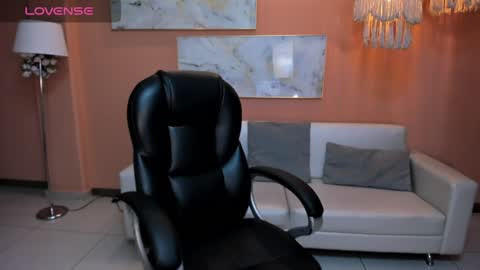 Sunny Rivers online show from 02.08.25