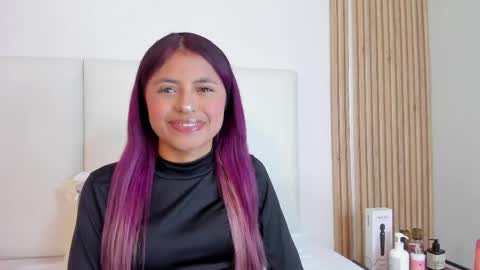 sunnywhitee online show from 05.14.26