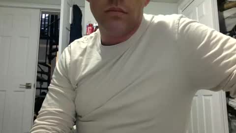 Snapshot of sunrise5555 chatting on 10.27.25 sunrise5555 online show from 10.27.25