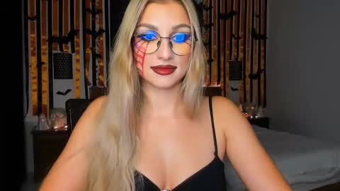 sunsetwithava online show from 10.30.25