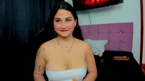 Andrea Rodriguez online show from 09.25.25