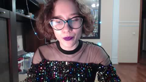 Snapshot of sunshinehella chatting on 02.20.26 Hella online show from 02.20.26