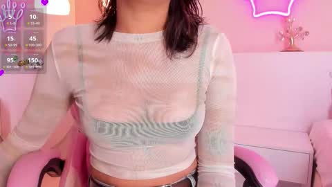 Snapshot of sunshinne__03 chatting on 10.22.25 sunshinne__03 online show from 10.22.25