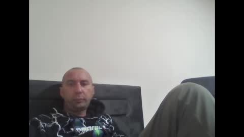 Snapshot of super42835015 chatting on 10.13.25 super42835015 online show from 10.13.25