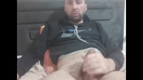 super42835015 online show from 12.14.25