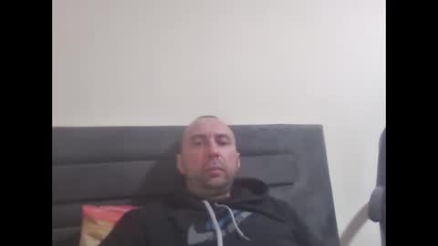 super42835015 online show from 02.04.26