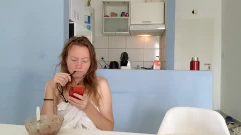 Snapshot of super_jony chatting on 02.14.25 super jony and Marta GMT 1300-1800 every day online show from 02.14.25