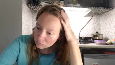 Snapshot of super_jony chatting on 03.04.25 super jony and Marta GMT 1300-1800 every day online show from 03.04.25