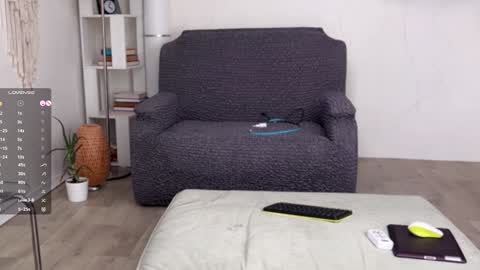 Snapshot of super_peach_stream chatting on 01.17.25 ANNApvt open full info in bio online show from 01.17.25