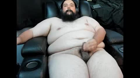 Snapshot of superchubbiguysd chatting on 10.27.25 superchubbiguysd online show from 10.27.25