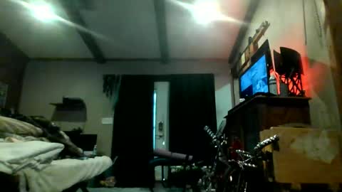 Snapshot of superd512 chatting on 12.15.24 Guero Cash online show from 12.15.24