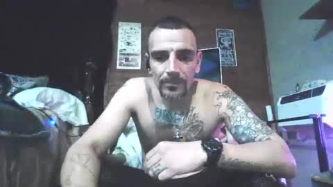 Snapshot of superd512 chatting on 01.27.25 Guero Cash online show from 01.27.25
