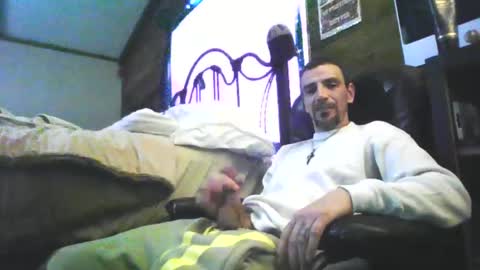 Snapshot of superd512 chatting on 03.05.25 Guero Cash online show from 03.05.25