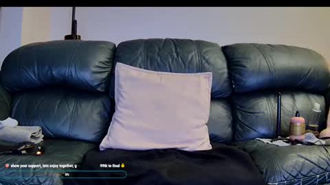Snapshot of superduty5speed chatting on 09.27.25 Thomas online show from 09.27.25