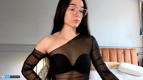 Anna online show from 12.30.24