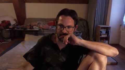 supersquirrel81 online show from 09.12.25