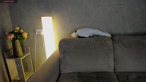 Annie online show from 09.29.25