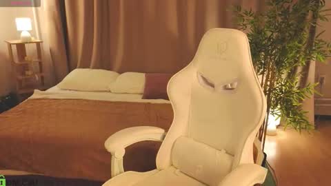 Annie online show from 02.20.26