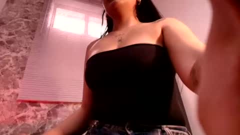 Snapshot of susana_hank chatting on 06.20.26 susana online show from 06.20.26