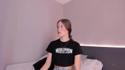 Snapshot of susana_huston chatting on 10.14.25 susana_huston online show from 10.14.25