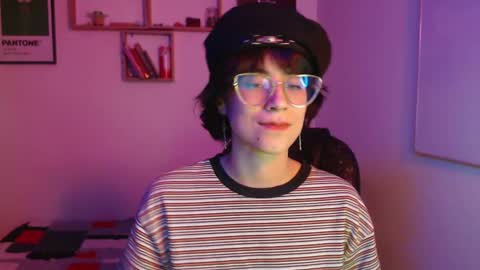 Snapshot of susana_w chatting on 12.18.24 susana_w online show from 12.18.24