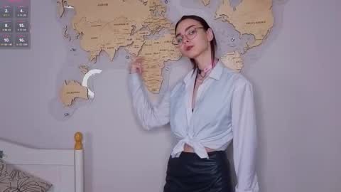 susannahtrojahn online show from 02.13.26