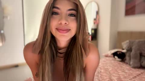 Snapshot of sussanf_ chatting on 12.06.24 Susy online show from 12.06.24