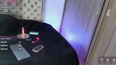 Andrea online show from 02.10.26