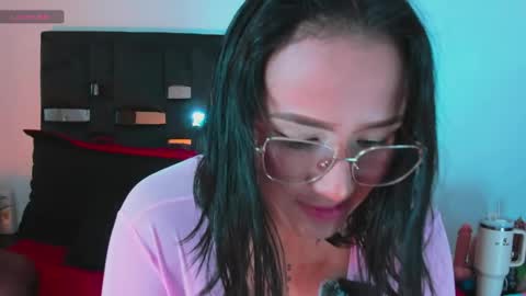 Snapshot of sussysunny_ chatting on 05.27.26 Sussy Sunny online show from 05.27.26