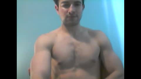 Snapshot of sutromaxx chatting on 10.03.25 Maximus online show from 10.03.25