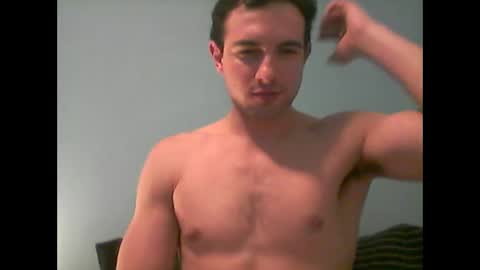 Snapshot of sutromaxx chatting on 10.10.25 Maximus online show from 10.10.25