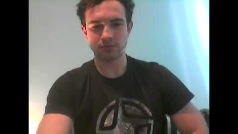 Snapshot of sutromaxx chatting on 10.16.25 Maximus online show from 10.16.25