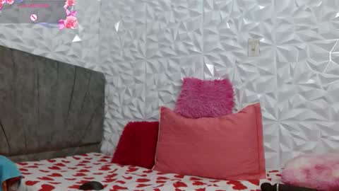 Snapshot of suzan_30 chatting on 02.19.26 suzan_30 online show from 02.19.26