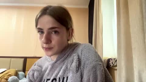 Snapshot of suzannetigerino chatting on 06.02.26 Emila online show from 06.02.26