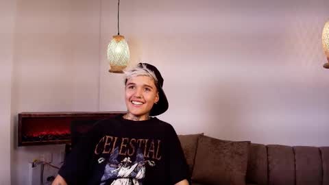 suzuwolf_dim online show from 11.12.25