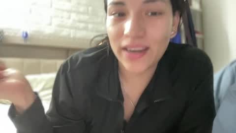 Snapshot of suzyishellawet chatting on 06.24.26 Suzy online show from 06.24.26