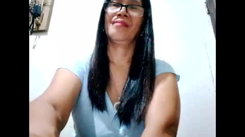 Snapshot of suzzie_hot chatting on 12.29.24 suzzie_hot online show from 12.29.24