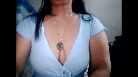 Snapshot of suzzie_hot chatting on 01.26.25 suzzie_hot online show from 01.26.25