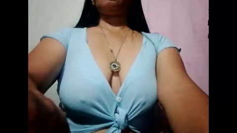 Snapshot of suzzie_hot chatting on 01.26.25 suzzie_hot online show from 01.26.25