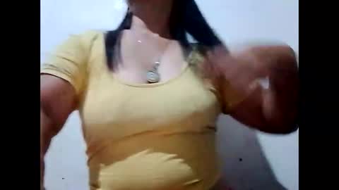 Snapshot of suzzie_hot chatting on 01.27.25 suzzie_hot online show from 01.27.25
