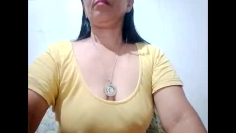 Snapshot of suzzie_hot chatting on 03.02.25 suzzie_hot online show from 03.02.25