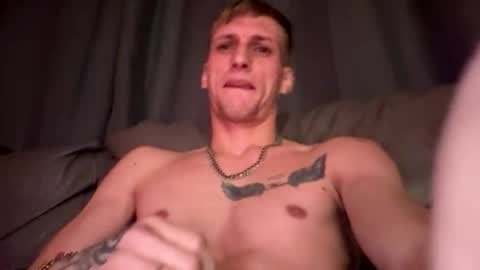 Snapshot of swanseagentleman chatting on 10.22.25 swanseagentleman online show from 10.22.25